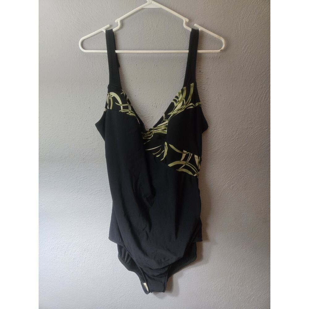 Life by T.H.E. Women's Size 20 One Piece Black and Green Swimsuit 997-13
